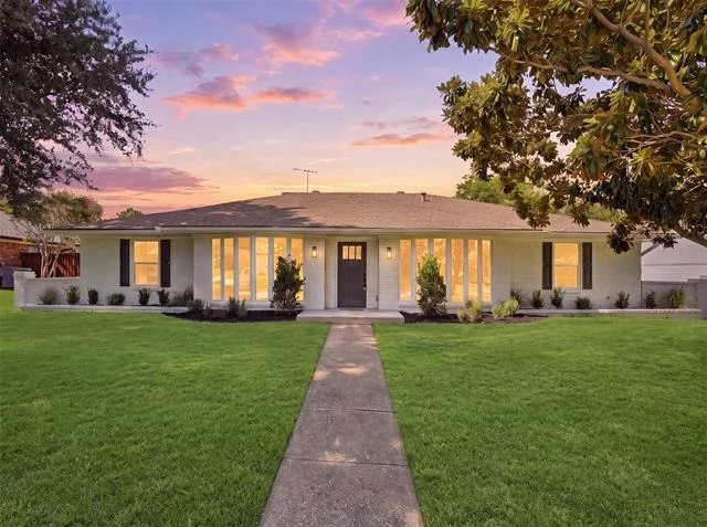 Unit for sale at 2369 Claridge Circle, Plano, TX 75075