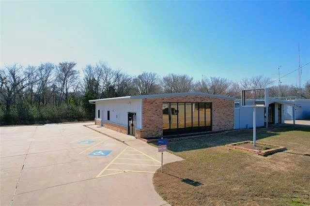 Unit for sale at 220 Linda Drive, Sulphur Springs, TX 75482
