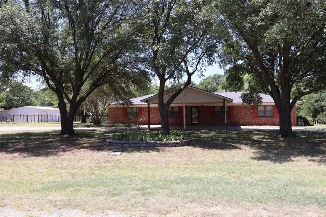 Unit for sale at 4315 Waples Road, Granbury, TX 76049