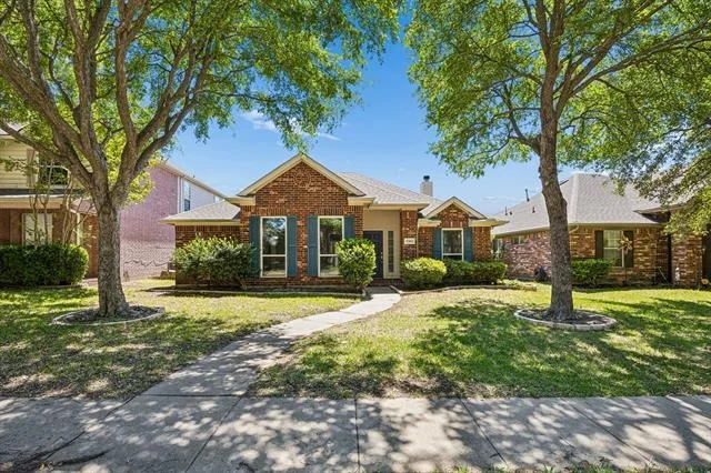Unit for sale at 11361 Clover Knoll Drive, Frisco, TX 75035