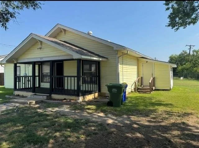 Unit for sale at 323 E Lloyd Street, Krum, TX 76249