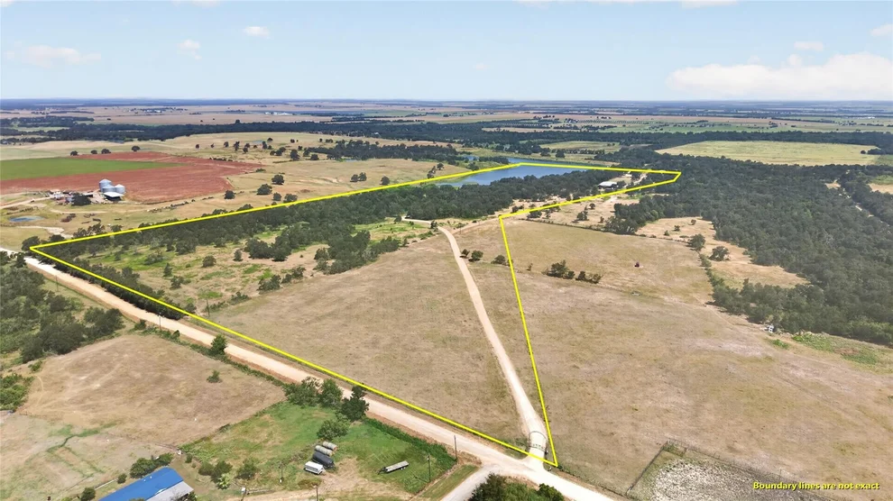 Unit for sale at 2274 County Road 203 Loop, Cameron, TX 76520