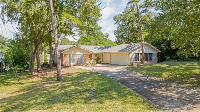 Unit for sale at 321 Lakeview Drive, Hideaway, TX 75771