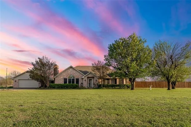 Unit for sale at 395 Lazy Acres Drive, Woodway, TX 76712