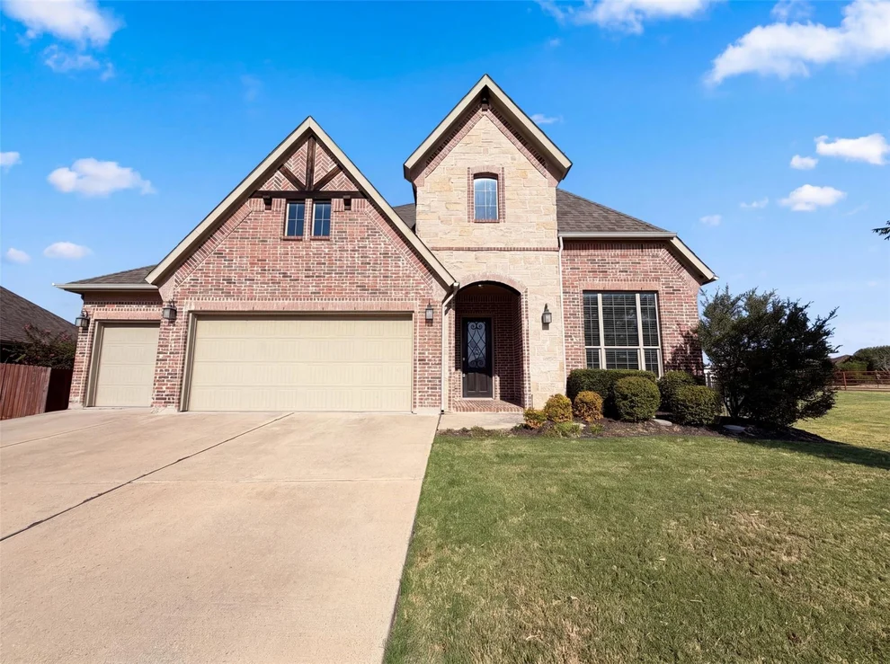 Unit for sale at 15133 Seventeen Lakes Boulevard, Fort Worth, TX 76262