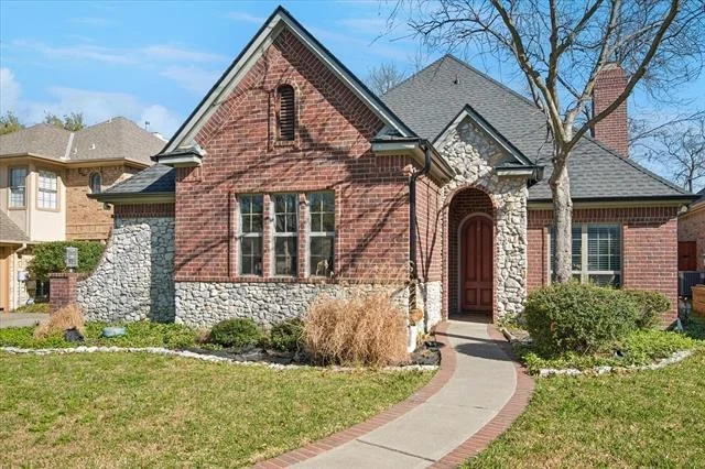 Unit for sale at 2012 Tremont Circle, Denton, TX 76205