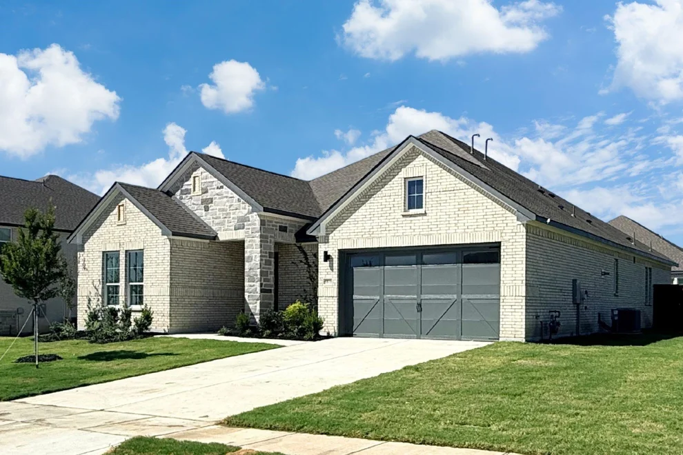 Unit for sale at 9816 Palermo Lane, Mesquite, TX 75126