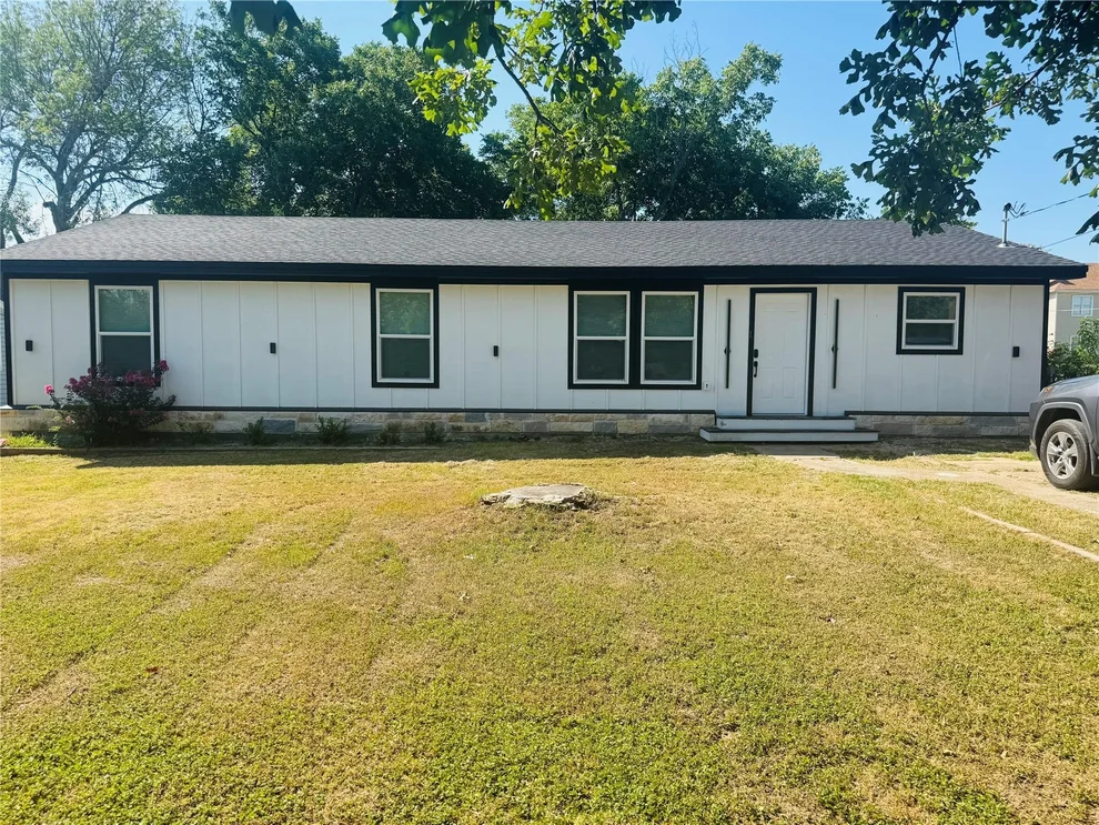 Unit for sale at 3830 Colina Lane, Waco, TX 76705