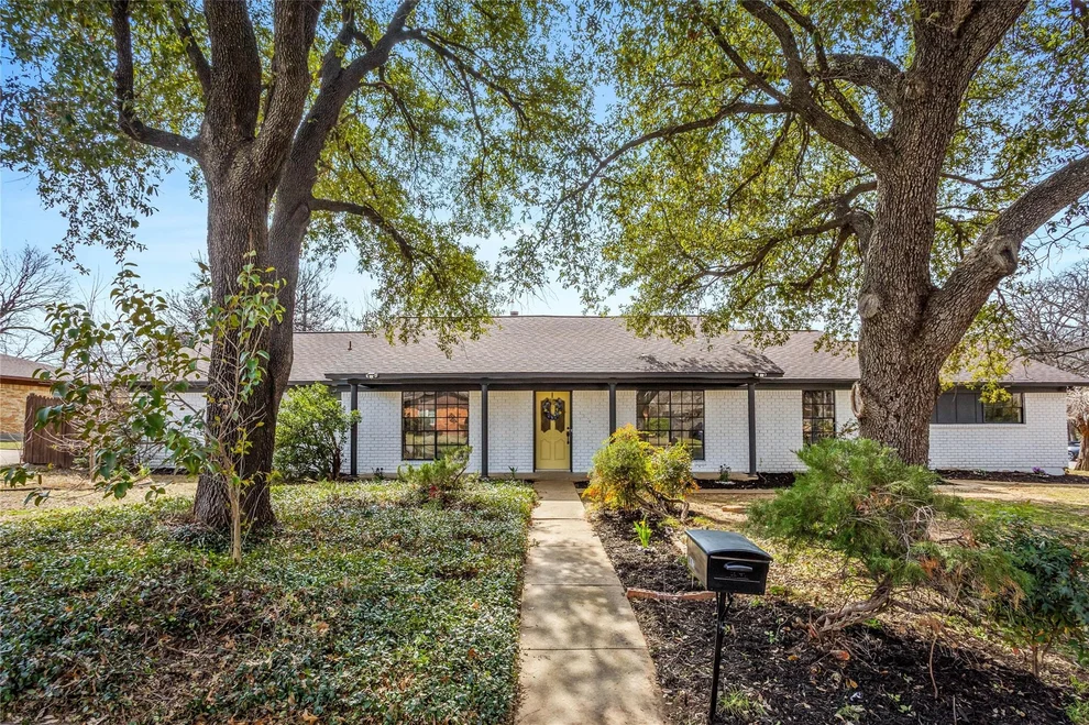 Unit for sale at 1708 Park Ridge Terrace, Arlington, TX 76012