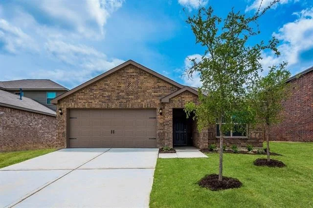 Unit for sale at 303 Tidwell Drive, Ferris, TX 75125