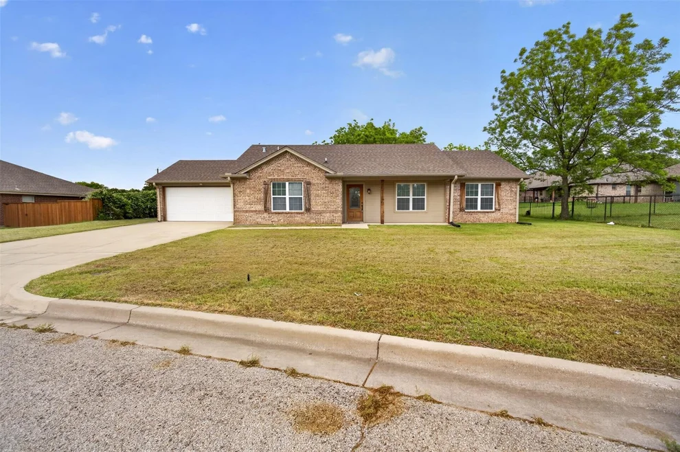 Unit for sale at 505 E 5th Street, Springtown, TX 76082