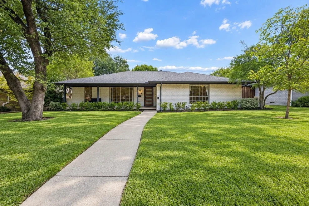 Unit for sale at 9223 Seagrove Drive, Dallas, TX 75243