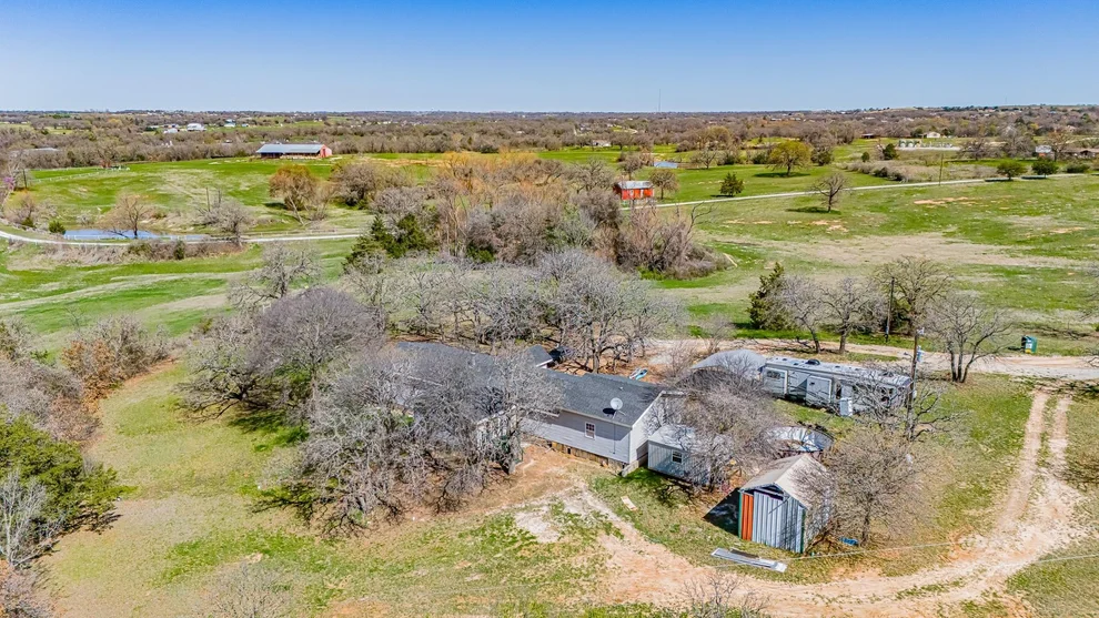 Unit for sale at 178 County Road 4372, Decatur, TX 76023