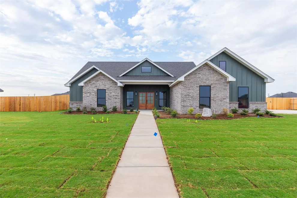 Unit for sale at 129 Laken Ridge, Abilene, TX 79602