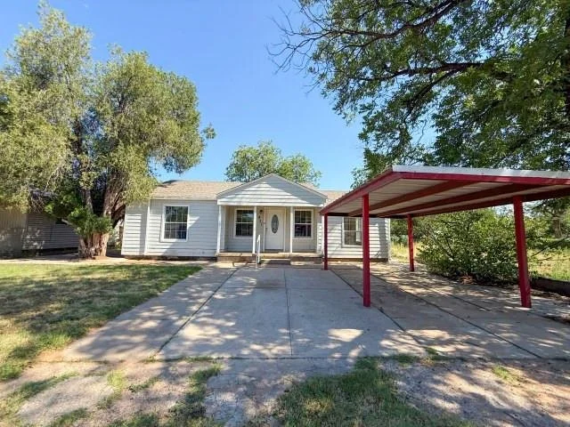 Unit for sale at 937 E 16th Street, Colorado City, TX 79512