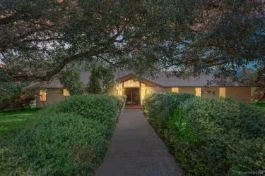 Unit for sale at 14181 Driftwood Drive, Troy, TX 76579