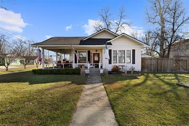Unit for sale at 217 N Montgomery Street, Gilmer, TX 75644