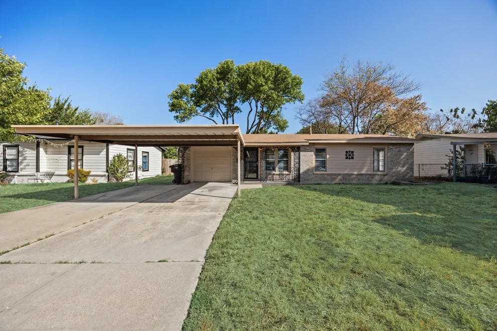 Unit for sale at 5533 Burton Avenue, Fort Worth, TX 76119