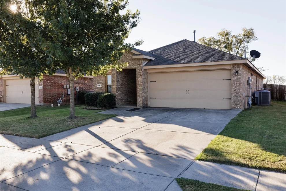 Unit for sale at 3217 Emory Oak Way, Royse City, TX 75189