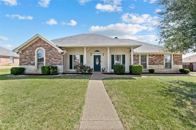 Unit for sale at 493 Rio Bonito Drive, Robinson, TX 76706