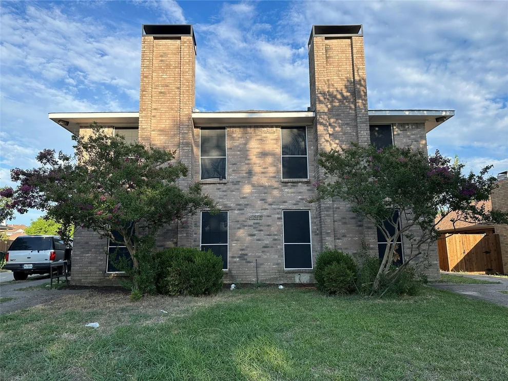 Unit for sale at 2414 Cordoba Drive, Carrollton, TX 75006