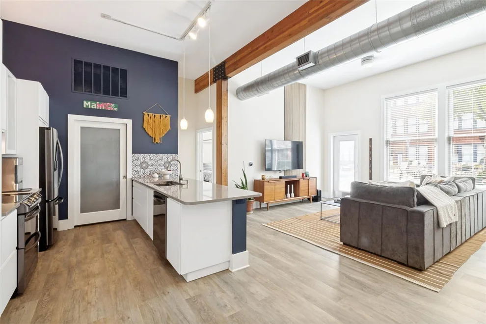 Unit for sale at 2502 Live Oak Street, Dallas, TX 75204