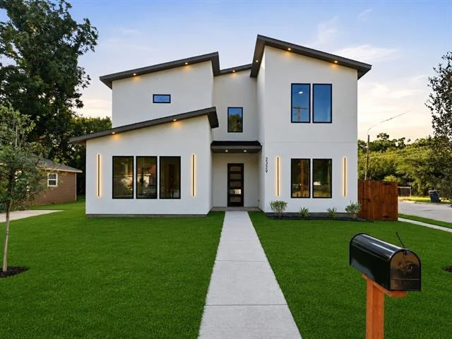 Unit for sale at 2329 Stoneman Street, Dallas, TX 75215