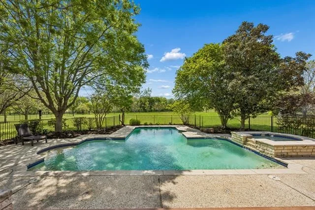 Unit for sale at 515 Bastrop Road, Lucas, TX 75002