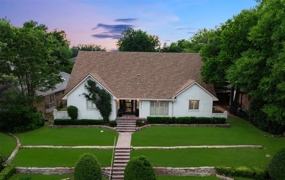 Unit for sale at 8817 Arborside Drive, Dallas, TX 75243