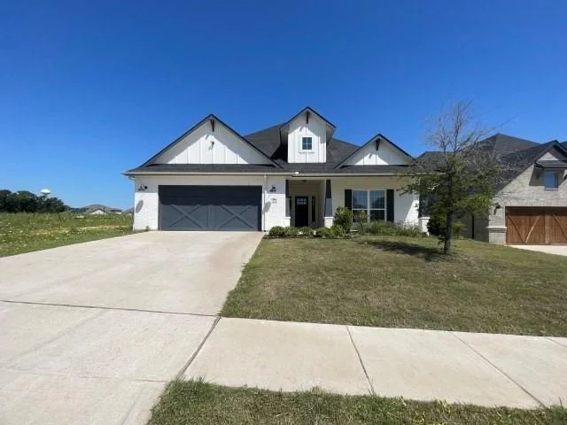 Unit for sale at 2664 Streamside Drive, Burleson, TX 76028