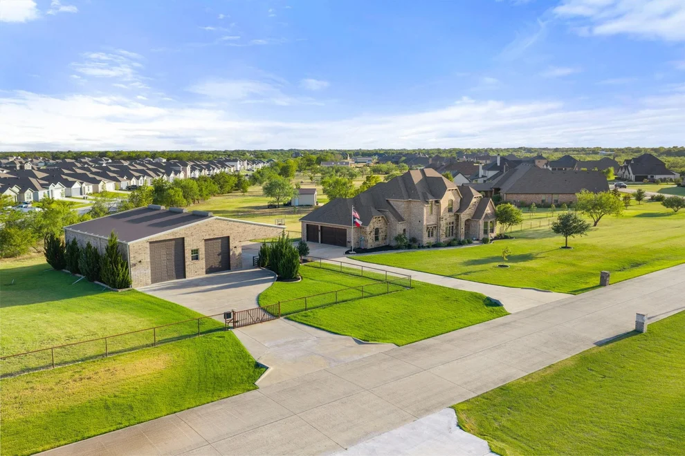 Unit for sale at 5001 White Pine Drive, Royse City, TX 75189