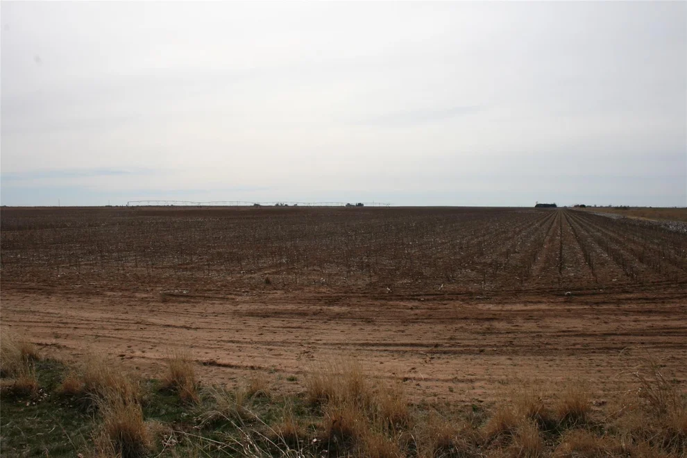 Unit for sale at 00FM 266 FM266 Corner, Goree, TX 76363