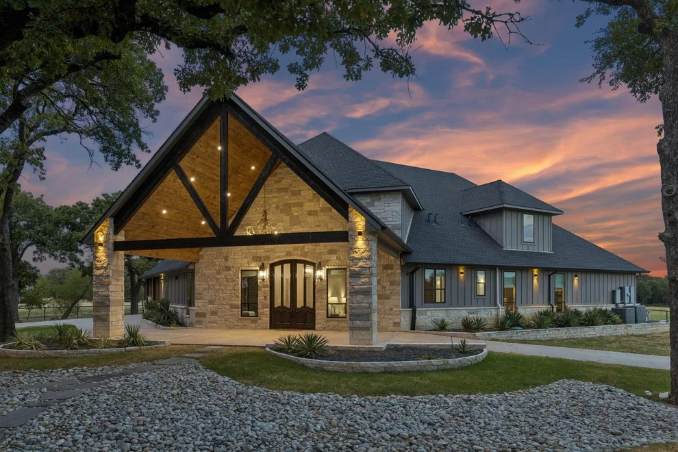 Unit for sale at 12877 Foutch Road, Pilot Point, TX 76258