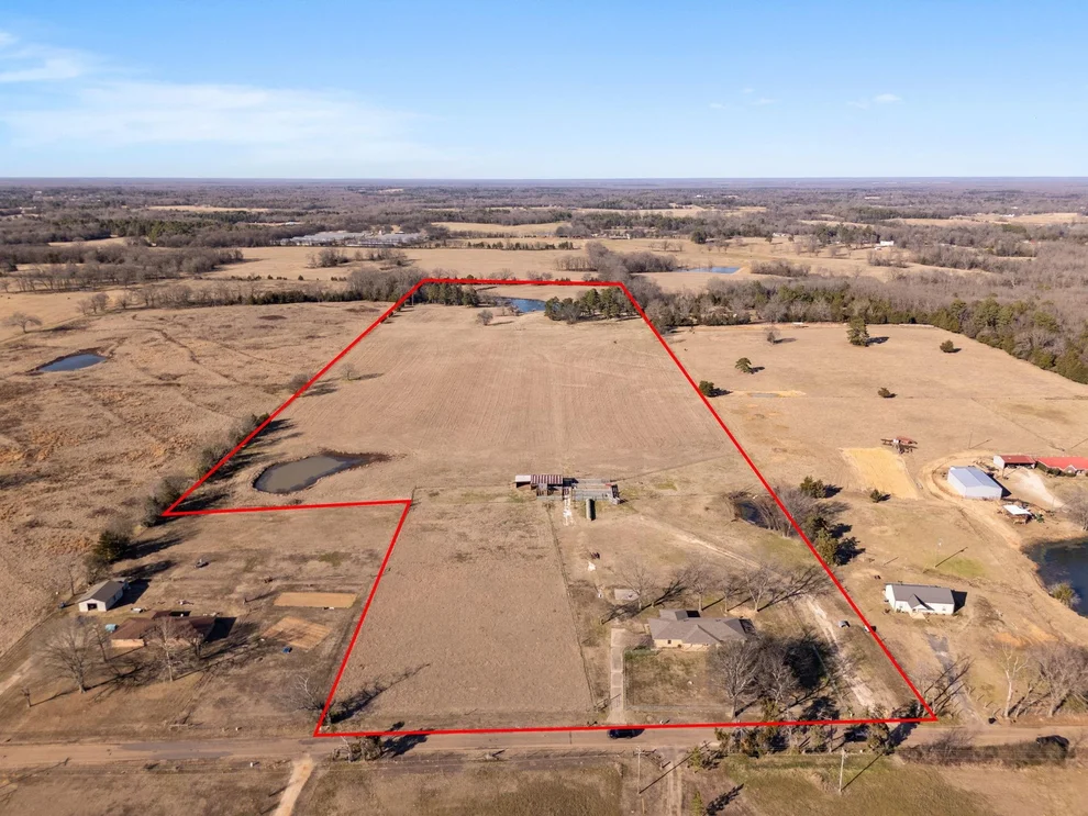 Unit for sale at 1699 CR 3240, Mount Pleasant, TX 75455