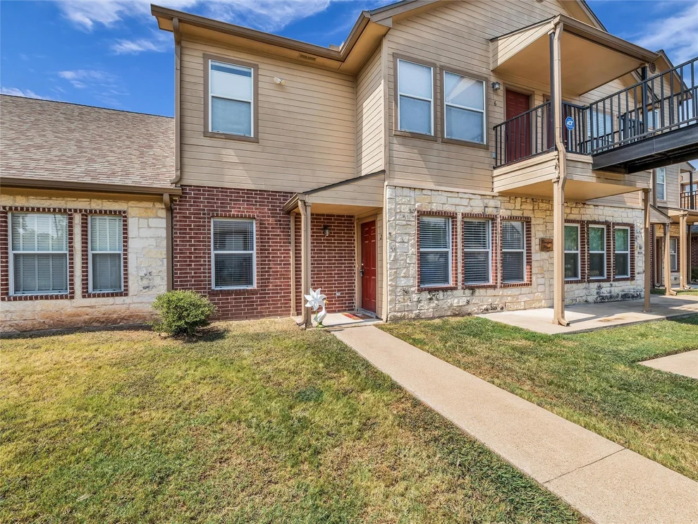 Unit for sale at 1401 Bagby Avenue, Waco, TX 76706