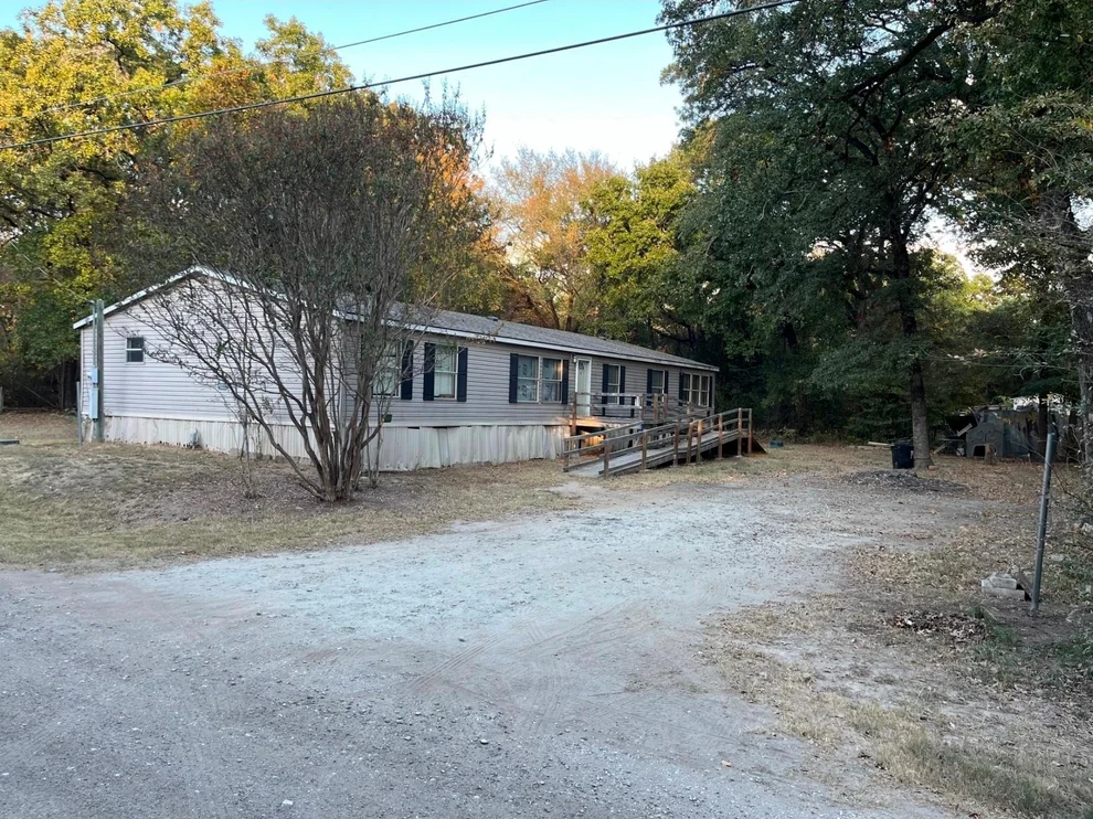 Unit for sale at 136 Coahoma Street, Mabank, TX 75156