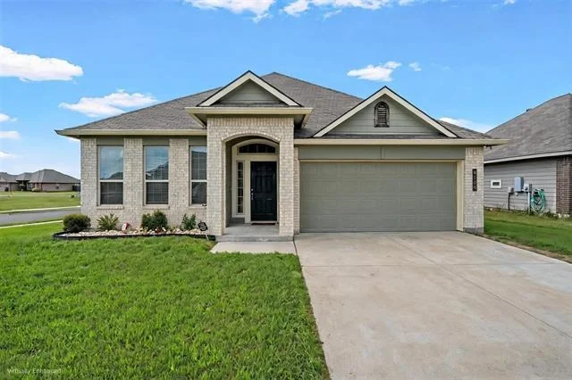 Unit for sale at 4100 Riata Ranch Road, Waco, TX 76705