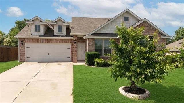 Unit for sale at 3716 Jazmine Drive, Forest Hill, TX 76140