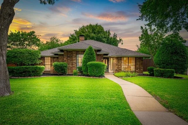 Unit for sale at 4405 Avonshire Lane, Plano, TX 75093