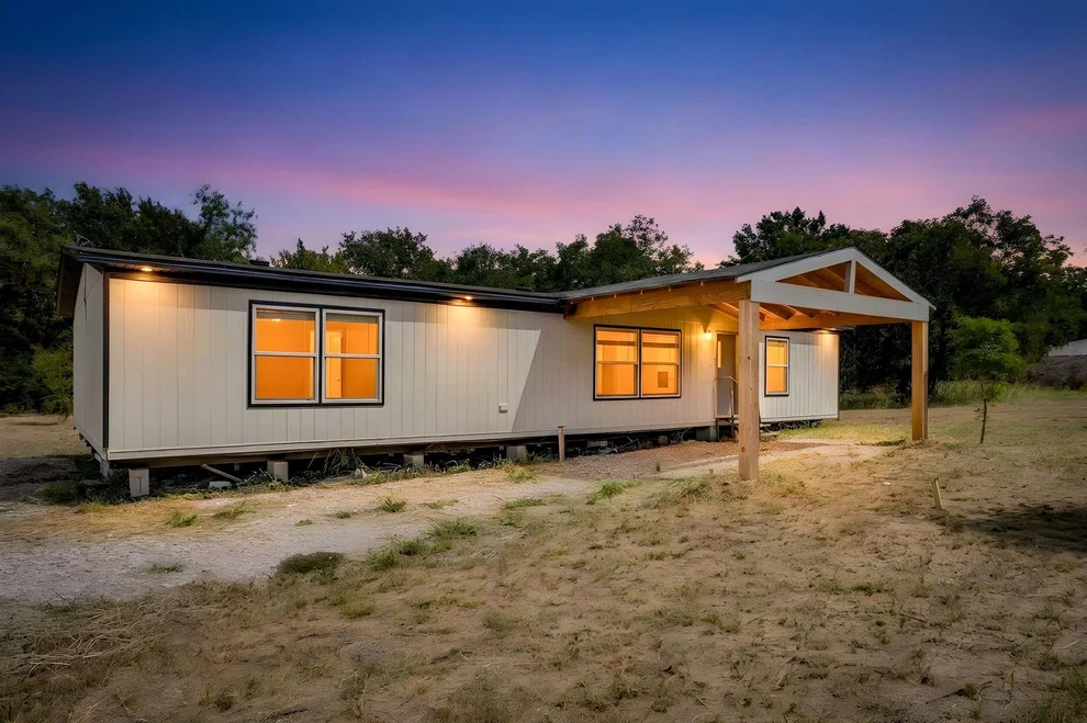 Unit for sale at 9575 FM 1189, Lipan, TX 76462