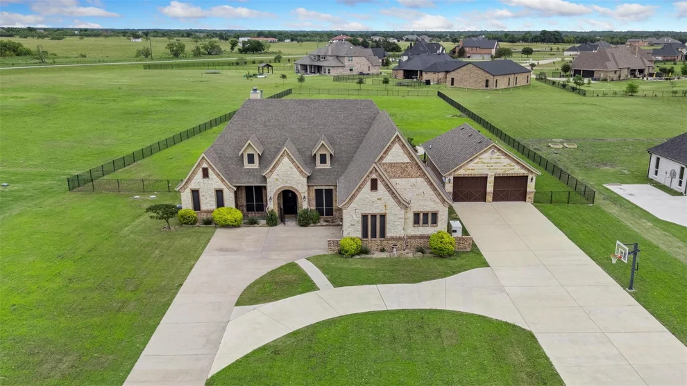 Unit for sale at 2135 Lake Estates Drive, Rockwall, TX 75032