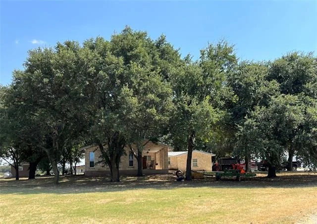 Unit for sale at 295 Rozell Pass, Waco, TX 76705