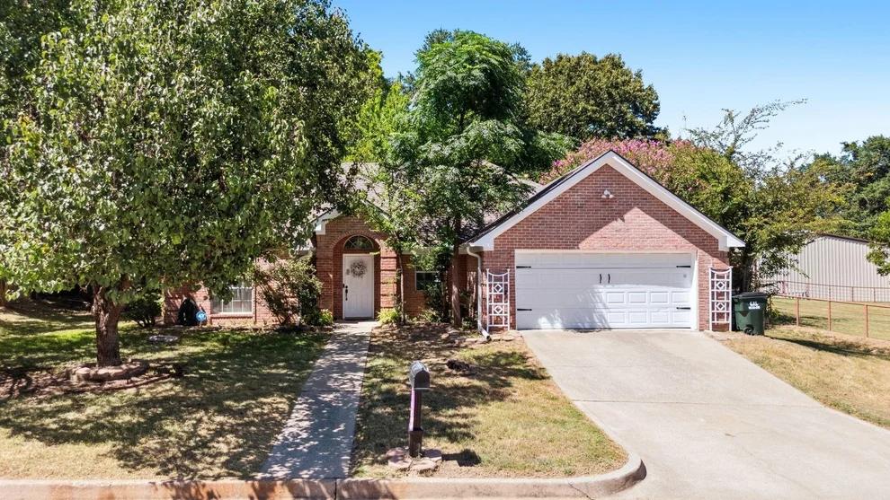 Unit for sale at 11344 Santa Fe Trail, Tyler, TX 75703