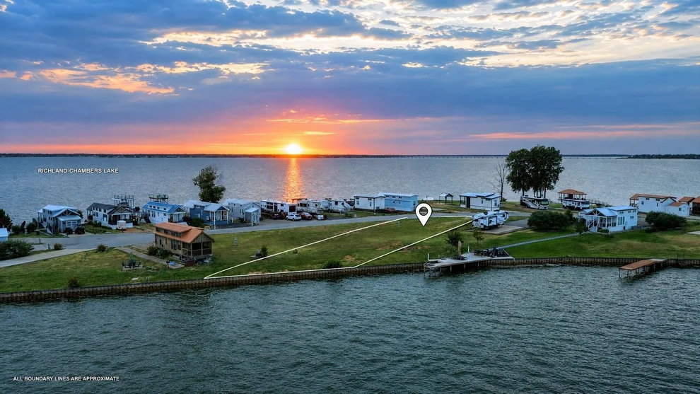 Unit for sale at 6447 Peninsula Road, Kerens, TX 75144