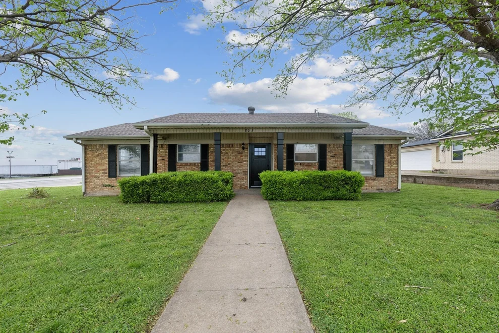 Unit for sale at 805 La Salle Drive, Sherman, TX 75090