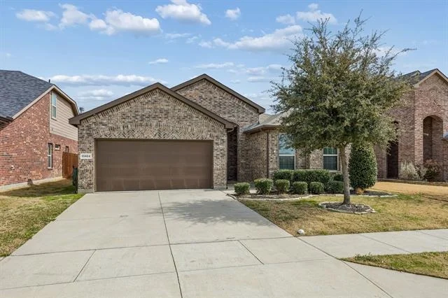 Unit for sale at 11404 Dorado Vista Trail, Fort Worth, TX 76052
