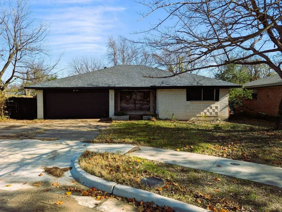Unit for sale at 8747 Mosswood Drive, Dallas, TX 75227