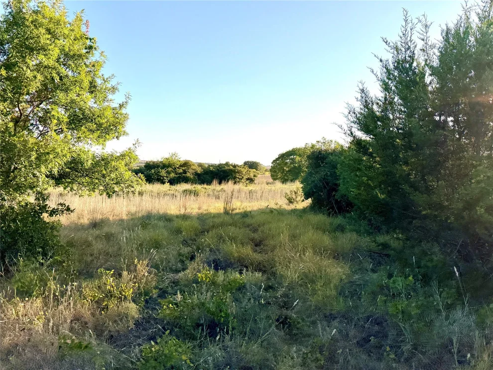 Unit for sale at 37 Pr 224, Goldthwaite, TX 76844