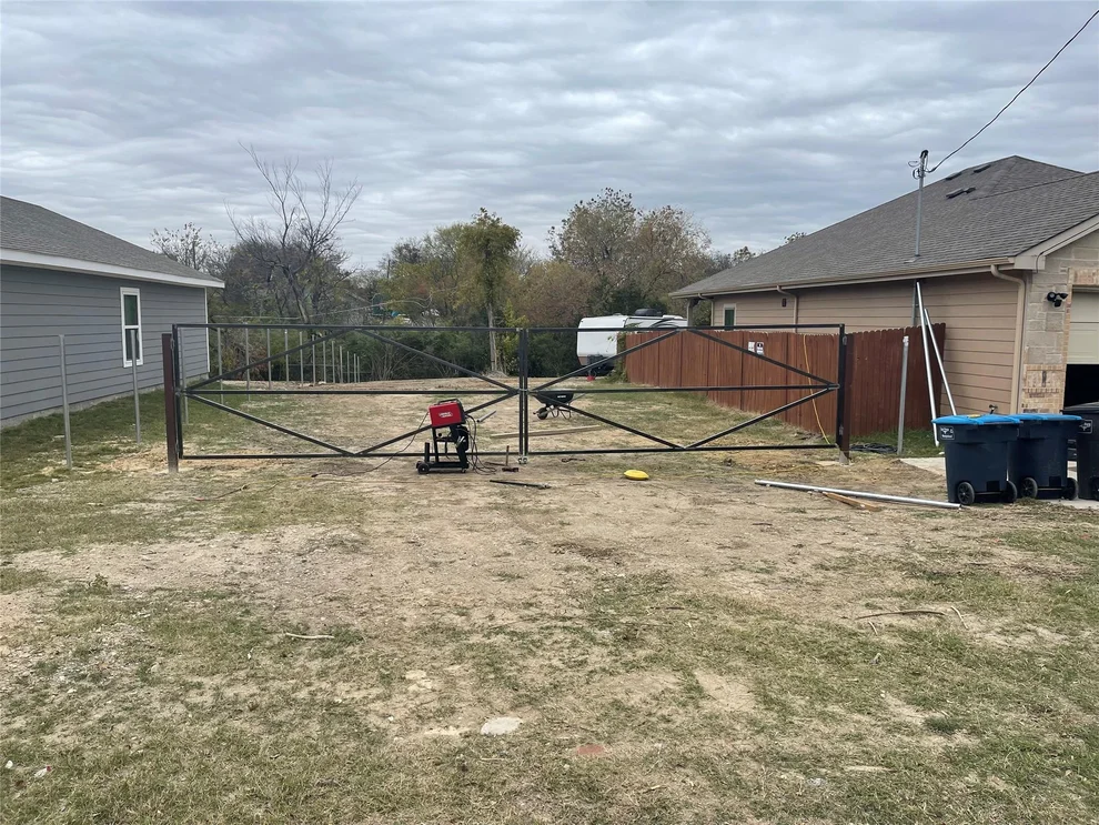 Unit for sale at 1039 E Magnolia Avenue, Fort Worth, TX 76104