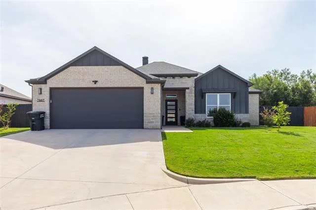 Unit for sale at 7807 Colwood Court, Abilene, TX 79606